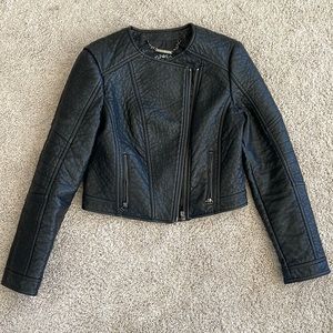 Cropped leather jacket